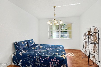 Welcome to this beautifully maintained 4-bdrm, 3-bath home - photo 15