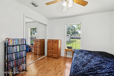 Welcome to this beautifully maintained 4-bdrm, 3-bath home - photo 21