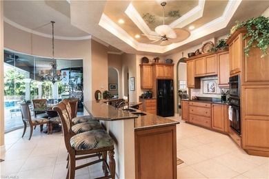 Beautiful, Bayfront Home w/Spectacular, Panoramic, Western Bay - photo 6