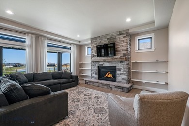 Expansive modern farmhouse on the park at White Horse Ranch - photo 6