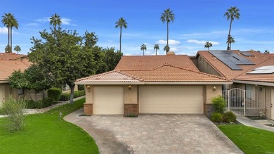 Lake Condo For Sale in Palm Desert, California