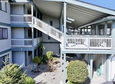 Luxury oceanfront living awaits in this gated, single level - photo 4