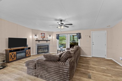 Spacious mountain-view home located just minutes from LaFollette - photo 6