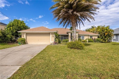 Cape Coral Lakes Area Home For Sale in Cape Coral Florida