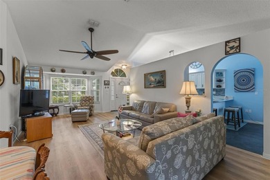 Beautifully Remodeled 2BR/2BA Corner-Lot Home in Haines Creek - photo 8