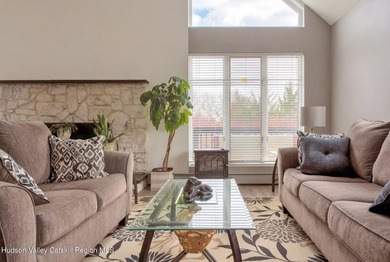 Welcome to easy living in the desirable Sleepy Hollow Lake - photo 11
