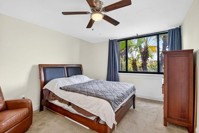 Spacious, beautifully updated and renovated 3-bed, 2-bath condo - photo 19