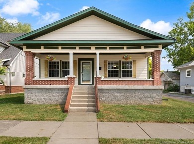 Ohio River Home For Sale in Jeffersonville Indiana