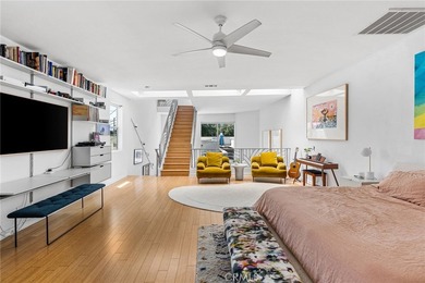 Behind privacy gates in the coveted Artist Lofts, this move-in - photo 23