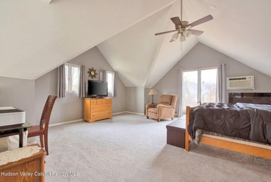 Welcome to easy living in the desirable Sleepy Hollow Lake - photo 27