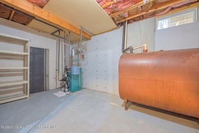 Welcome to easy living in the desirable Sleepy Hollow Lake - photo 34