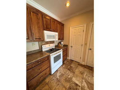 Welcome to your perfect waterfront retreat on beautiful Lake - photo 40