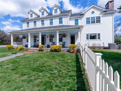 Located in Barrington's exclusive Nayatt Point neighborhood - photo 4