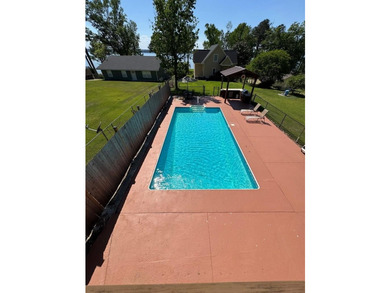 Welcome to your perfect waterfront retreat on beautiful Lake - photo 45