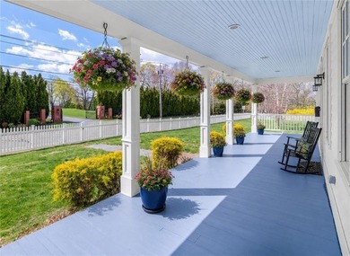 Located in Barrington's exclusive Nayatt Point neighborhood - photo 5
