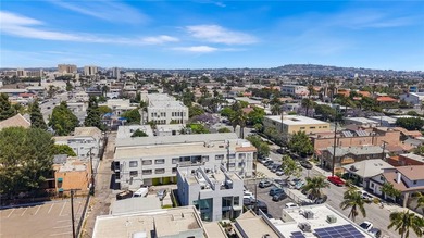 Behind privacy gates in the coveted Artist Lofts, this move-in - photo 47