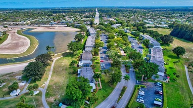 Spacious, beautifully updated and renovated 3-bed, 2-bath condo - photo 48