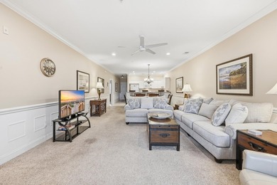 Beautiful three bedroom, two bath unit in the amenity rich - photo 5