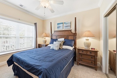 Beautiful three bedroom, two bath unit in the amenity rich - photo 7