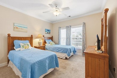 Beautiful three bedroom, two bath unit in the amenity rich - photo 9