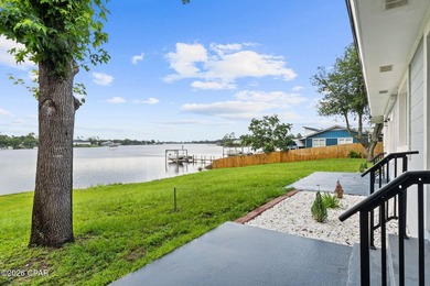 Welcome to 505 Beulah Avenue, a spectacular waterfront retreat - photo 11