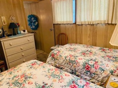 This home is in a senior park with a monthly lot rent of $583.00 - photo 11