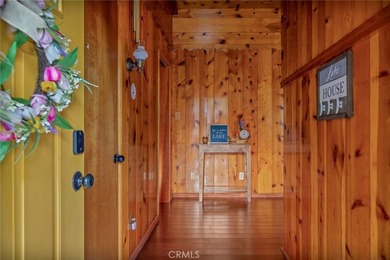Tucked just two blocks from the heart of Crestline Village and - photo 14