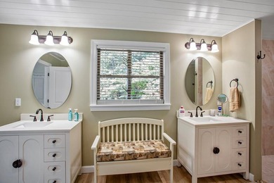 Welcome to your private waterfront retreat on beautiful Lake - photo 17