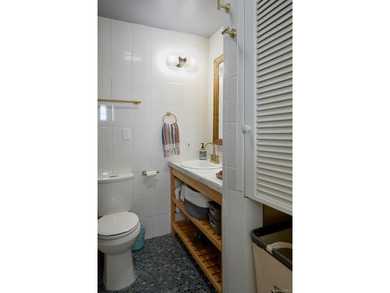 17 Highland Ave in Smallwood, NY is a furnished 3-bedroom - photo 7