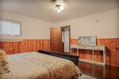 Tucked just two blocks from the heart of Crestline Village and - photo 27