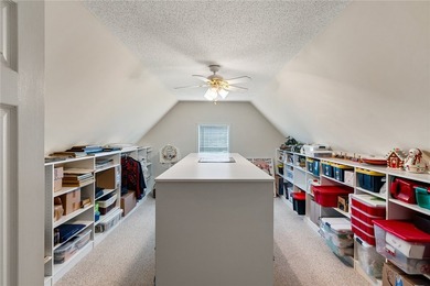 Welcome to 621 Chickasaw Drive, nestled in the highly desirable - photo 31