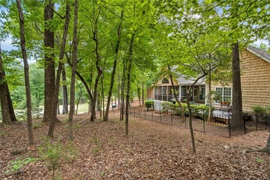 Welcome to 621 Chickasaw Drive, nestled in the highly desirable - photo 37