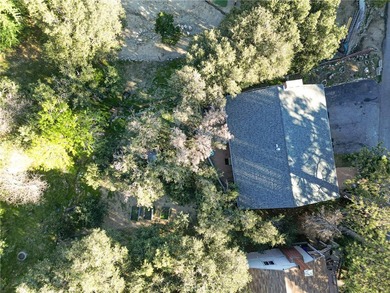 Tucked just two blocks from the heart of Crestline Village and - photo 42