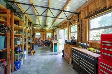 Welcome to your private waterfront retreat on beautiful Lake - photo 44