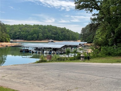 Welcome to 621 Chickasaw Drive, nestled in the highly desirable - photo 46