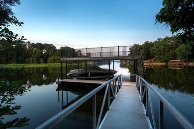Welcome to your private waterfront retreat on beautiful Lake - photo 48