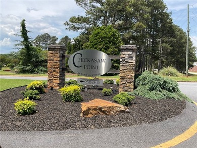 Welcome to 621 Chickasaw Drive, nestled in the highly desirable - photo 49