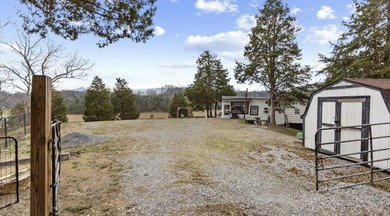 2.4 acres of lakefront property with open views and private - photo 2