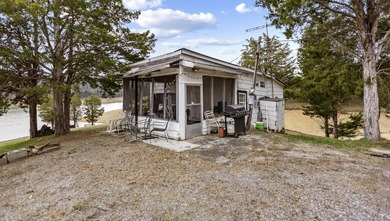 2.4 acres of lakefront property with open views and private - photo 4