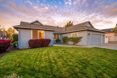 Lake Home For Sale in Redmond, Oregon