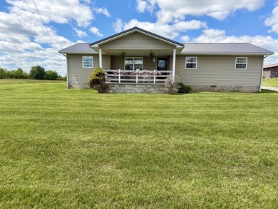 Priced to sell & Seller offering 5K towards closing cost!!! - photo 2