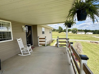 Priced to sell & Seller offering 5K towards closing cost!!! - photo 5