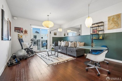 This bright and comfortable one-bedroom, one-bath apartment is - photo 6