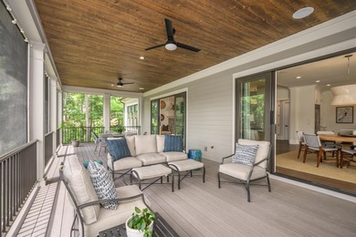 LIKE-NEW CUSTOM GOLF COURSE HOME POSITIONED ALONG THE 8TH HOLE - photo 11