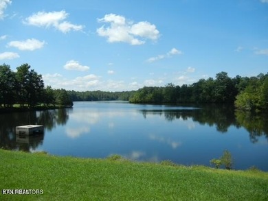 Cumberland Lakes is a private community and only owners have - photo 13