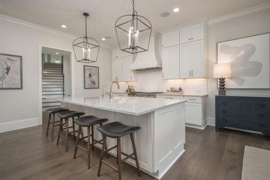 LIKE-NEW CUSTOM GOLF COURSE HOME POSITIONED ALONG THE 8TH HOLE - photo 13