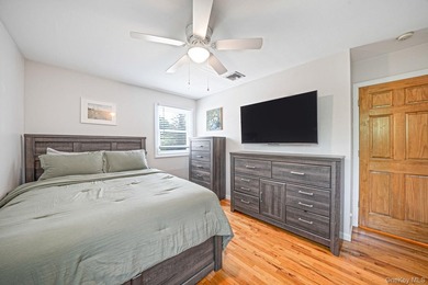 Welcome to this beautifully maintained 2,134-square-foot - photo 15