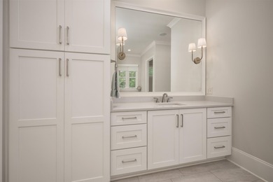 LIKE-NEW CUSTOM GOLF COURSE HOME POSITIONED ALONG THE 8TH HOLE - photo 21