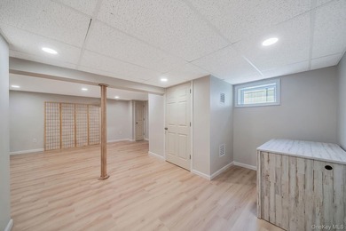 Welcome to this beautifully maintained 2,134-square-foot - photo 21