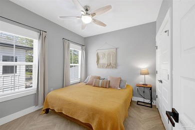 This is the home you've been waiting for. Where style and charm - photo 31
